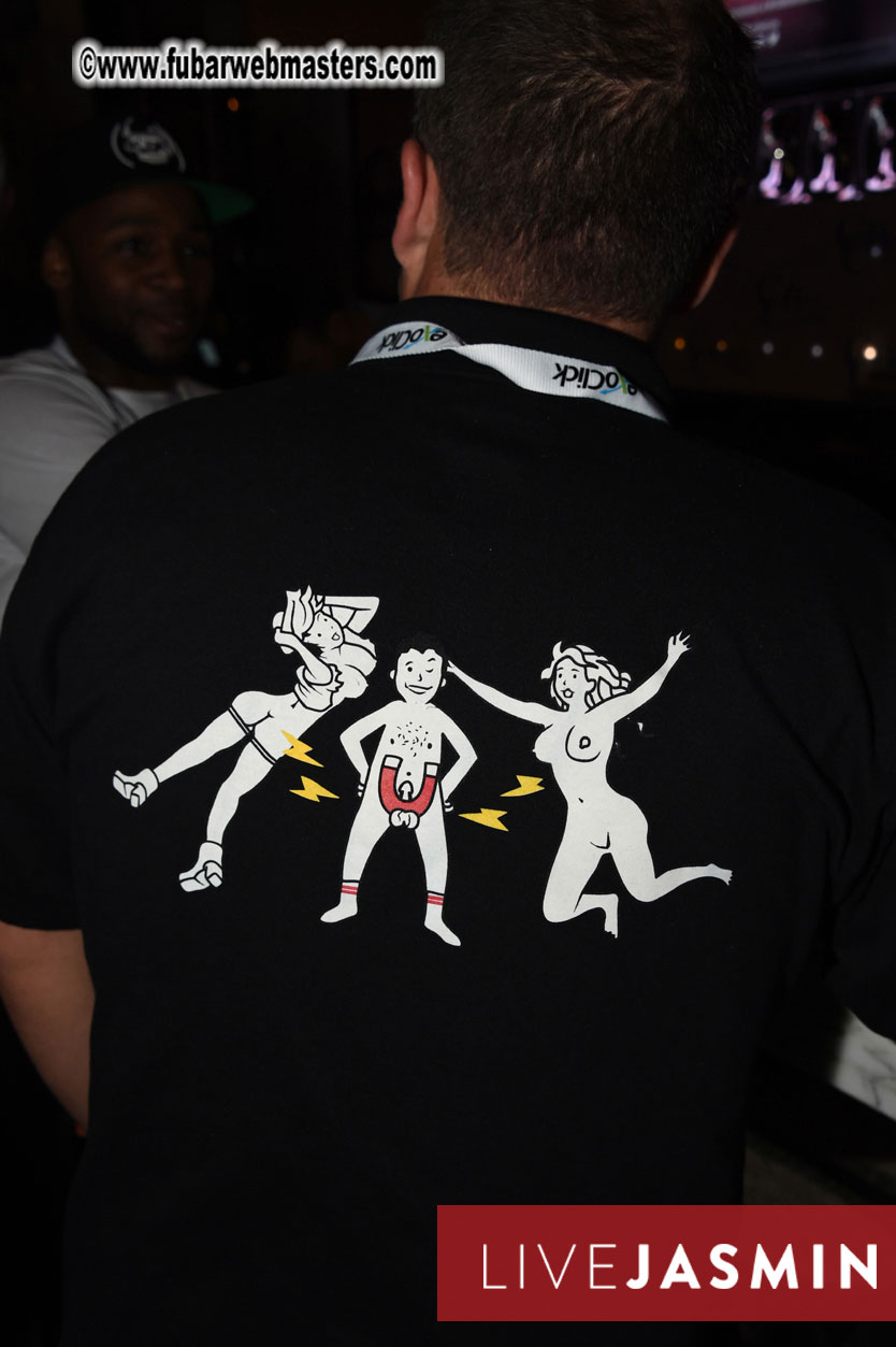 XBIZ Mix & Meet Happy Hour