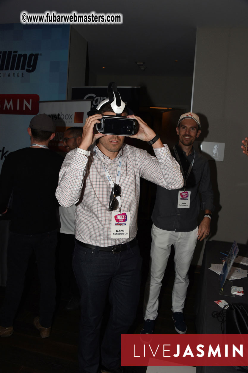 XBIZ Mix & Meet Happy Hour