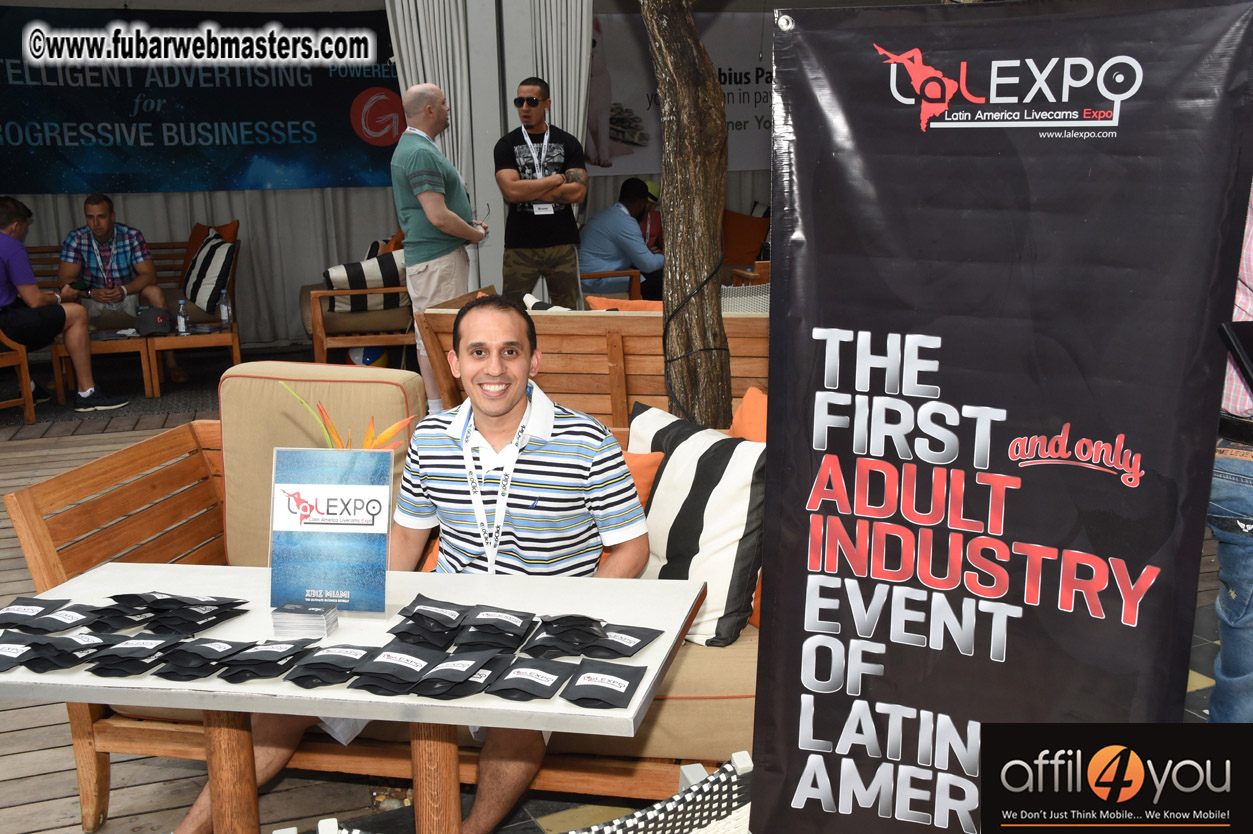 Happy Hour Mix & Meet