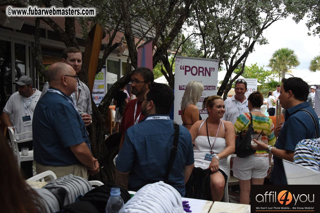 Happy Hour Mix & Meet