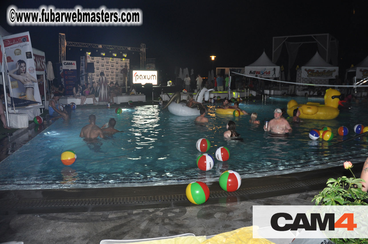 Special Guest Live Performance