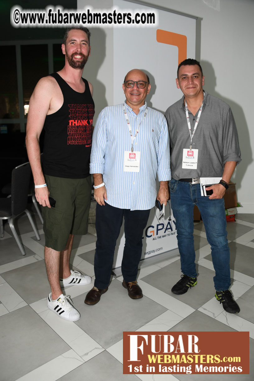 Mix & Meet + Happy Hour