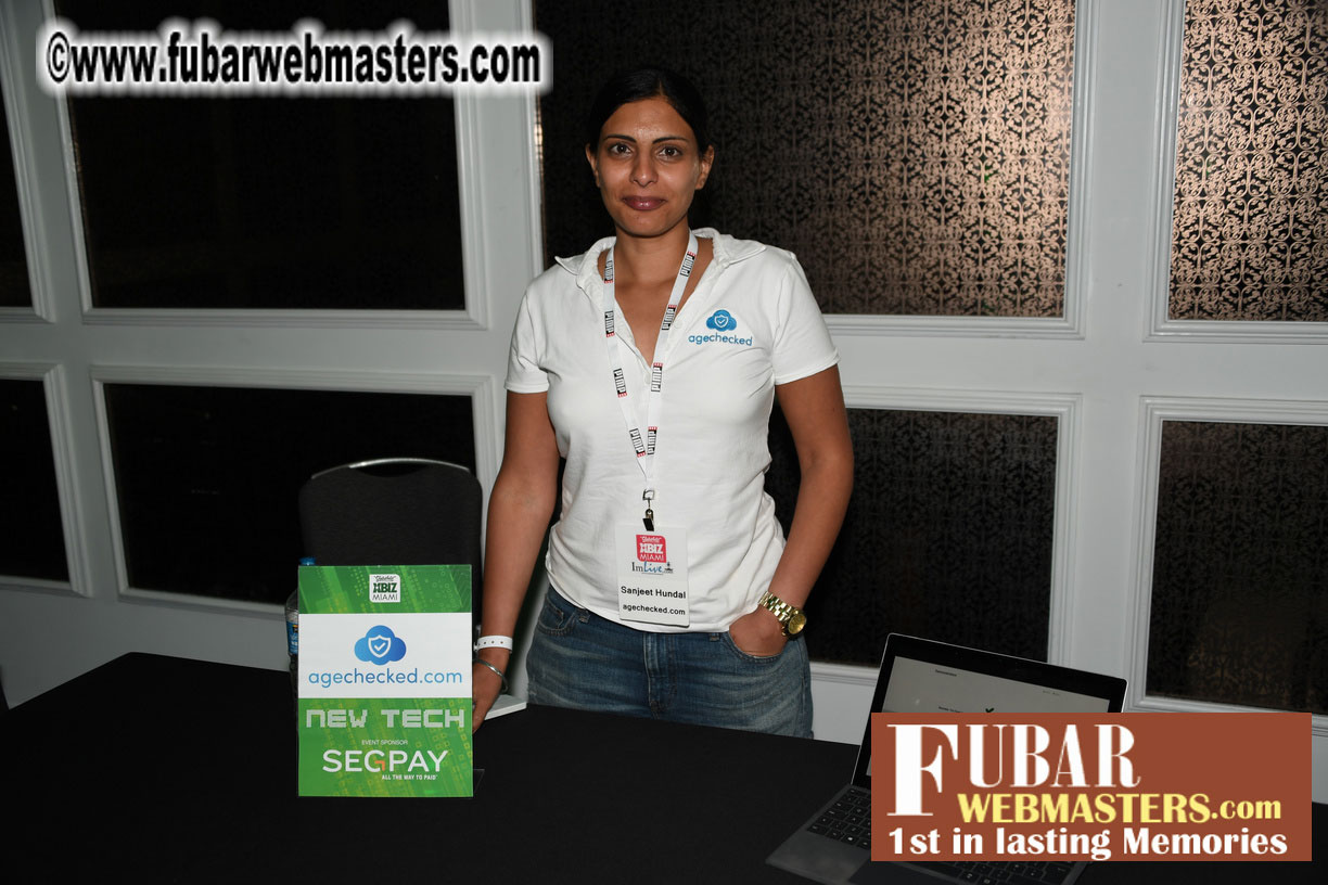 Mix & Meet + Happy Hour