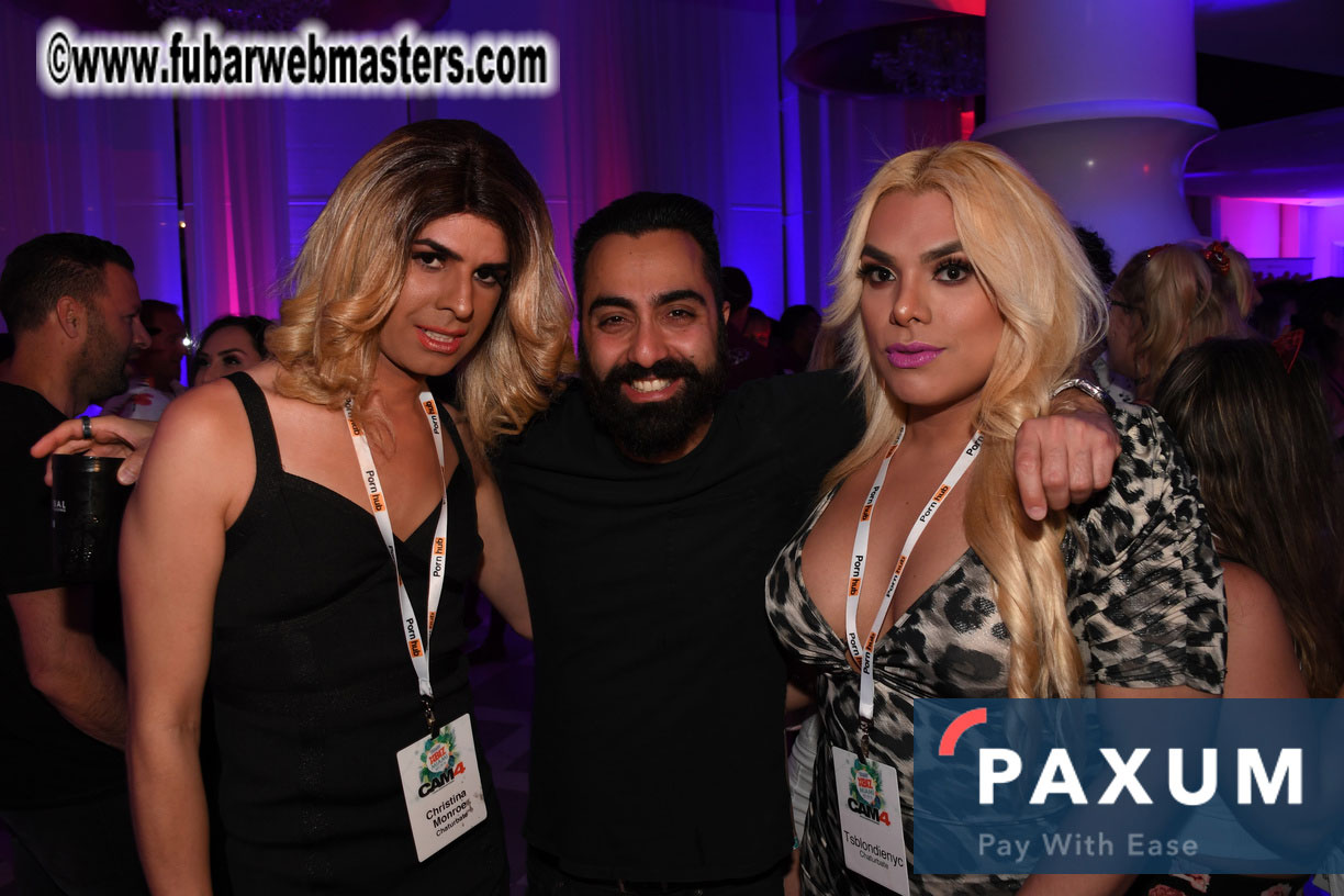 Special Guest Live Performance