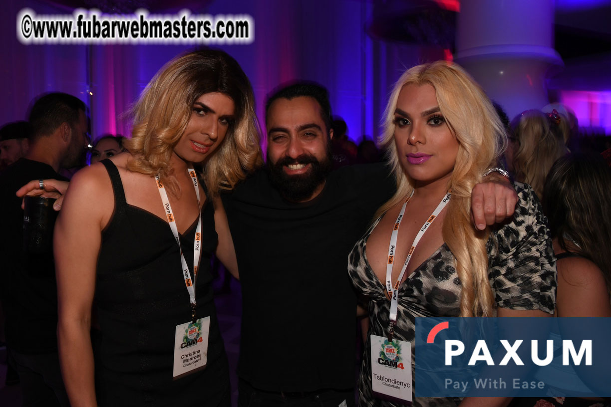 Special Guest Live Performance