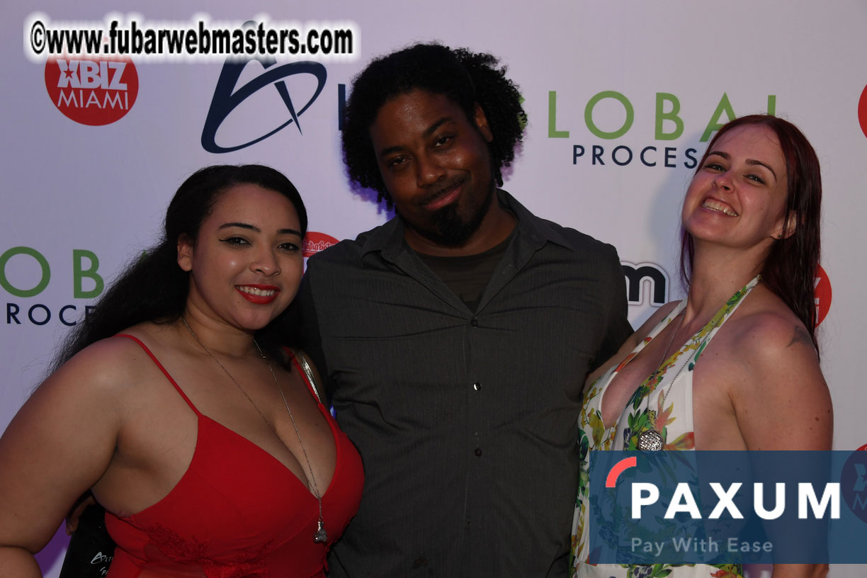 Special Guest Live Performance