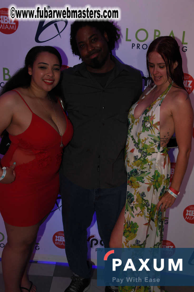 Special Guest Live Performance