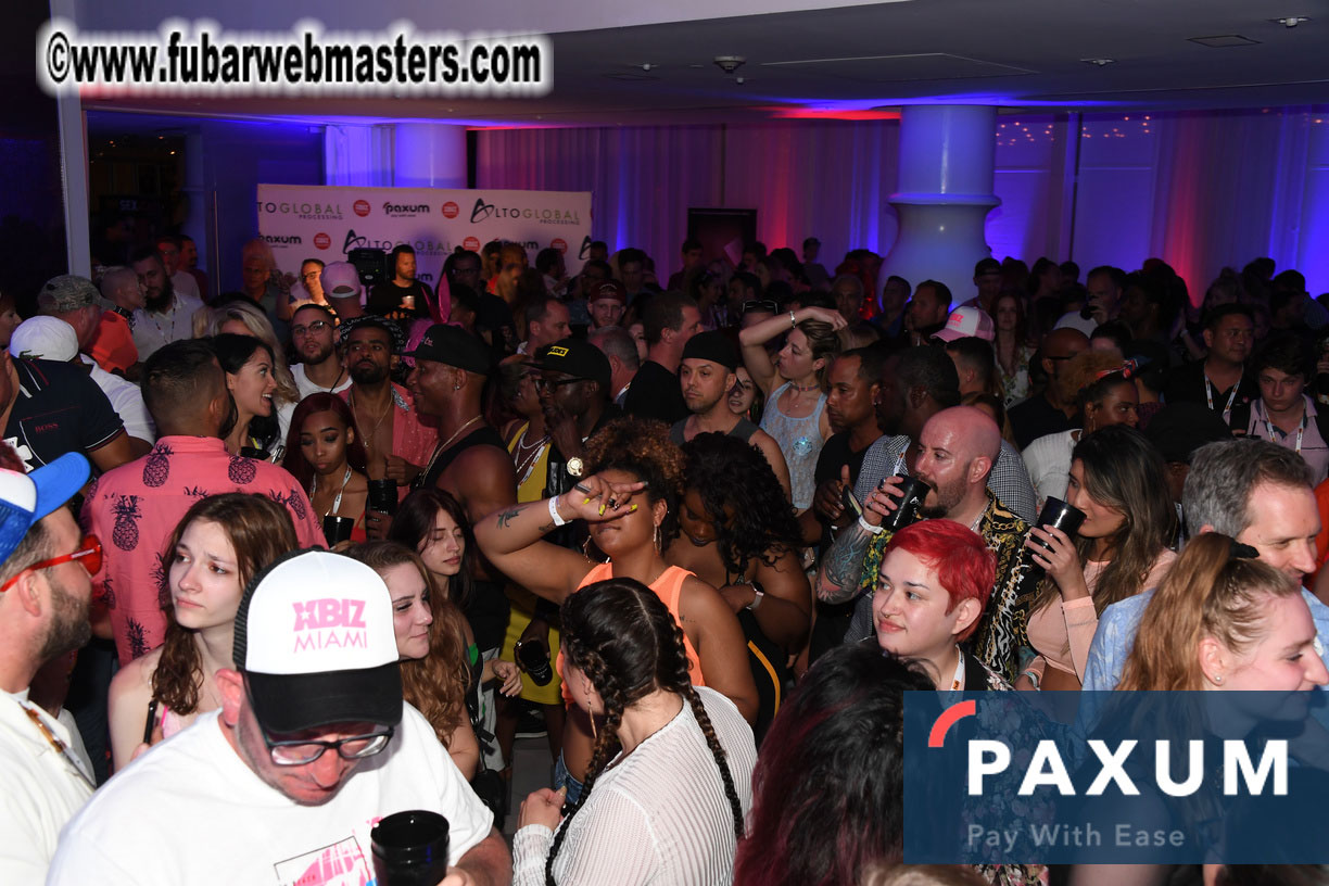 Special Guest Live Performance