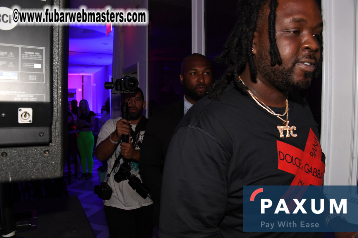 Special Guest Live Performance