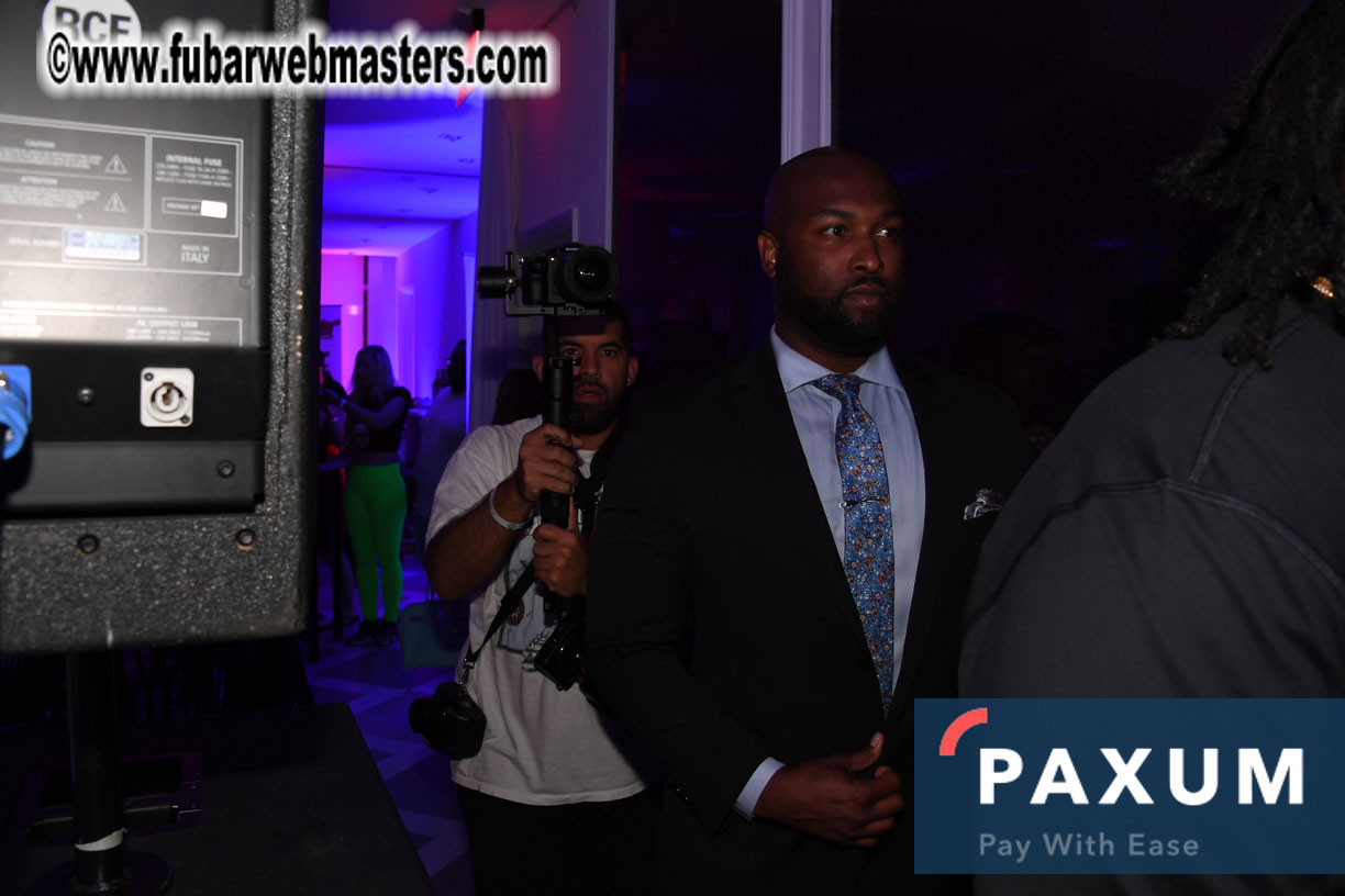 Special Guest Live Performance