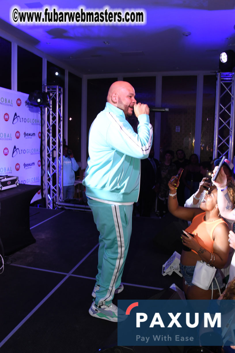 Special Guest Live Performance