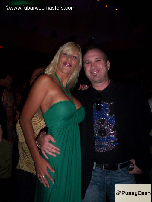 Happy Hour @ Palapa Hut