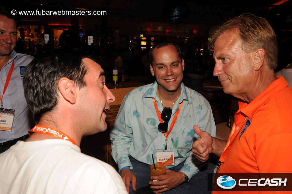 Happy Hour @ the Circle Bar