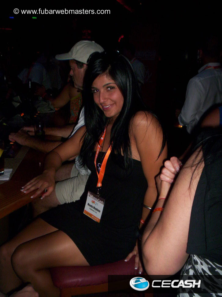 Happy Hour @ the Circle Bar