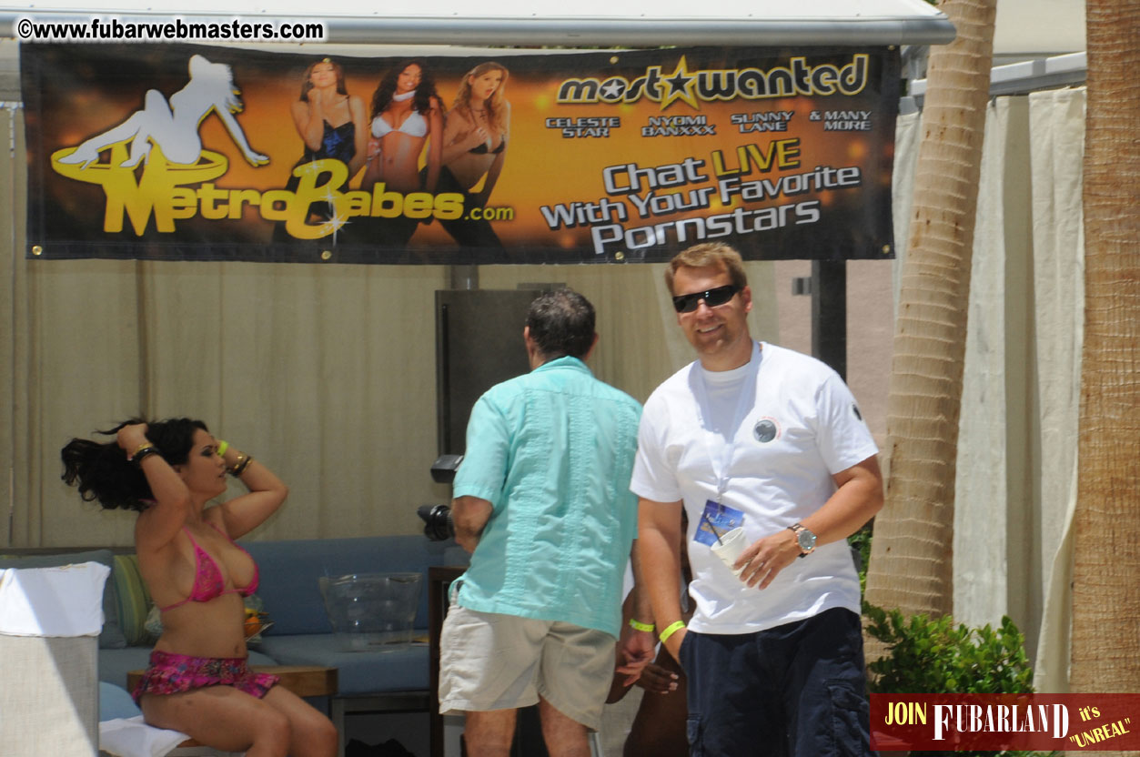 Cabana Exhibits & Networking Hub @ Dish Pool