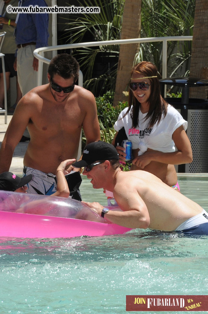 Cabana Exhibits & Networking Hub @ Dish Pool