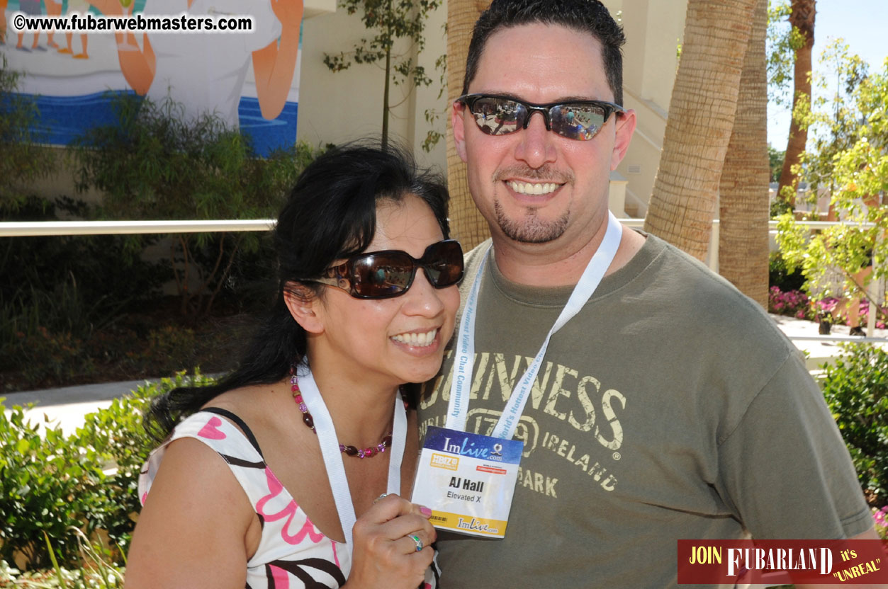 Cabana Exhibits & Networking Hub @ Dish Pool