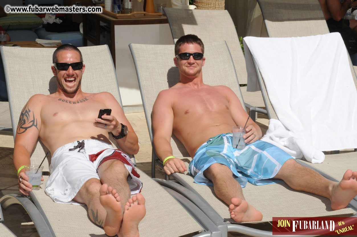 Cabana Exhibits & Networking Hub @ Dish Pool