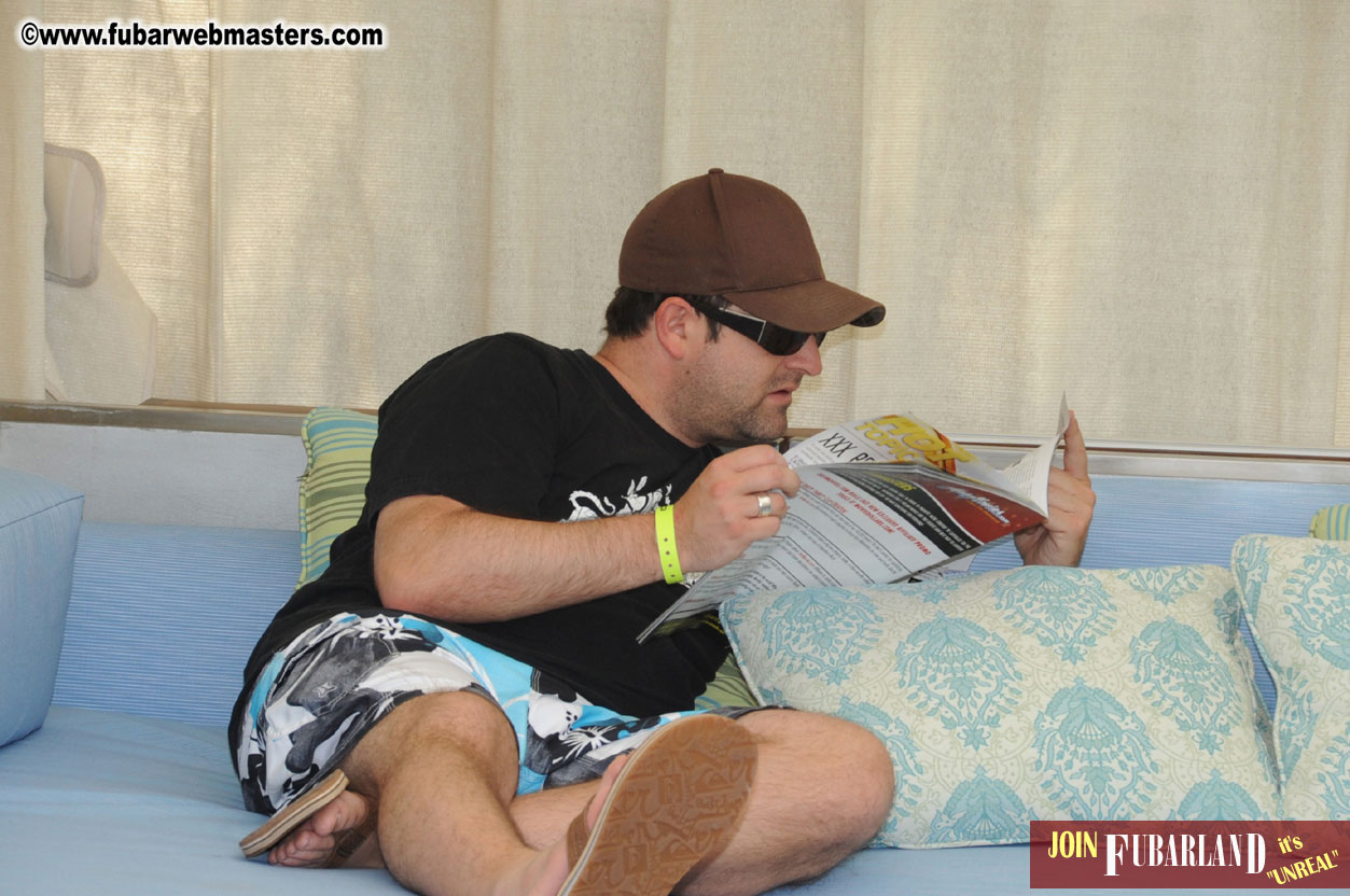 Cabana Exhibits & Networking Hub @ Dish Pool