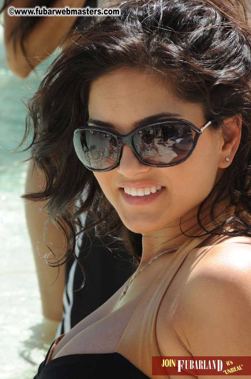 Cabana Exhibits & Networking Hub @ Dish Pool