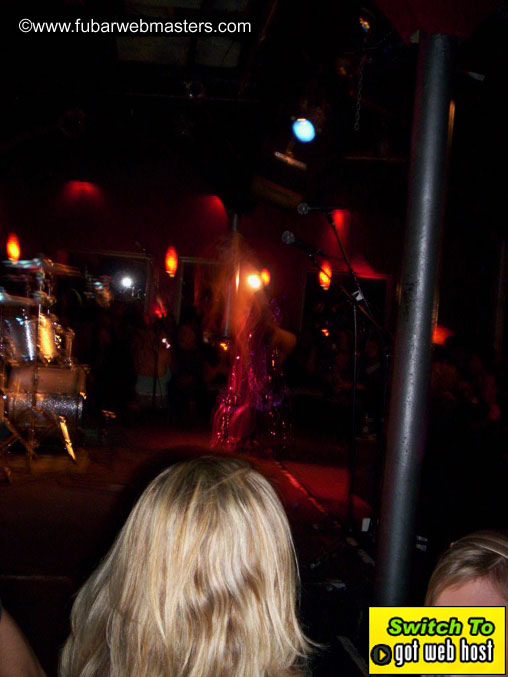 XFANZ Rocks Burlesque