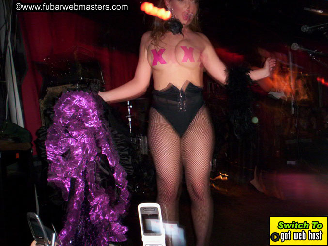 XFANZ Rocks Burlesque
