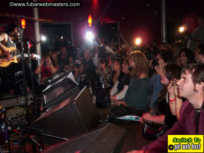 XFANZ Rocks Burlesque