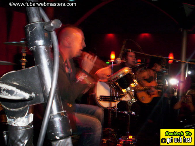 XFANZ Rocks Burlesque