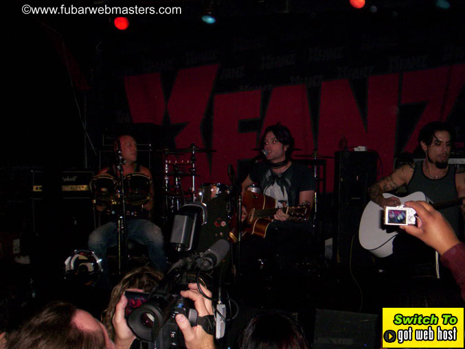 XFANZ Rocks Burlesque