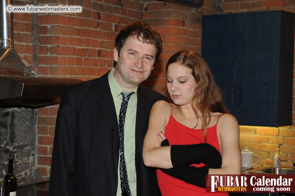 2Much.net Christmas Cocktails and Dinner