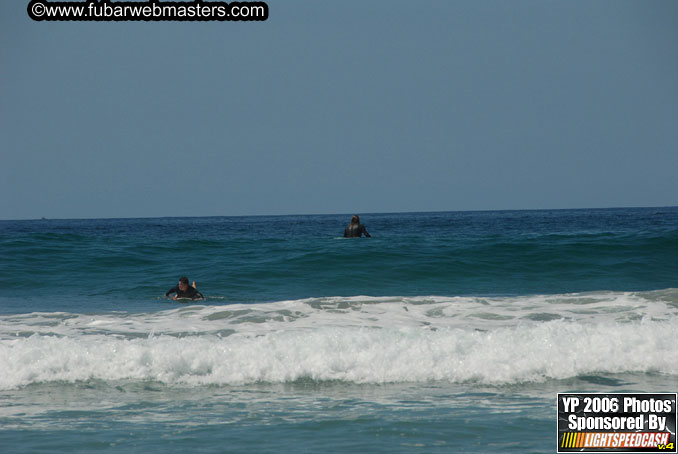 Ycaza & Mike Hawk Surfing