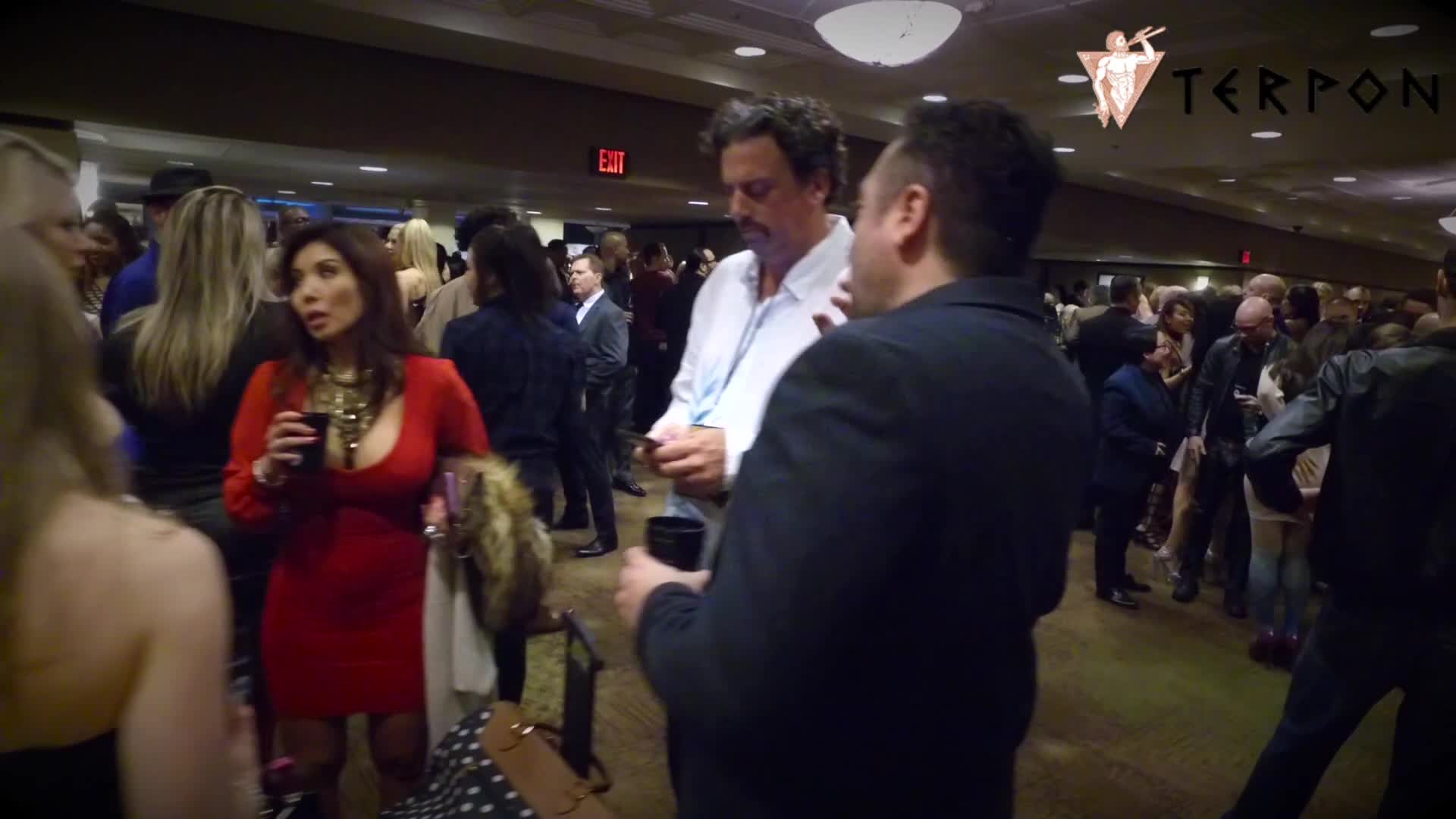 XBIZ AWARDS 2018 - thumbnail