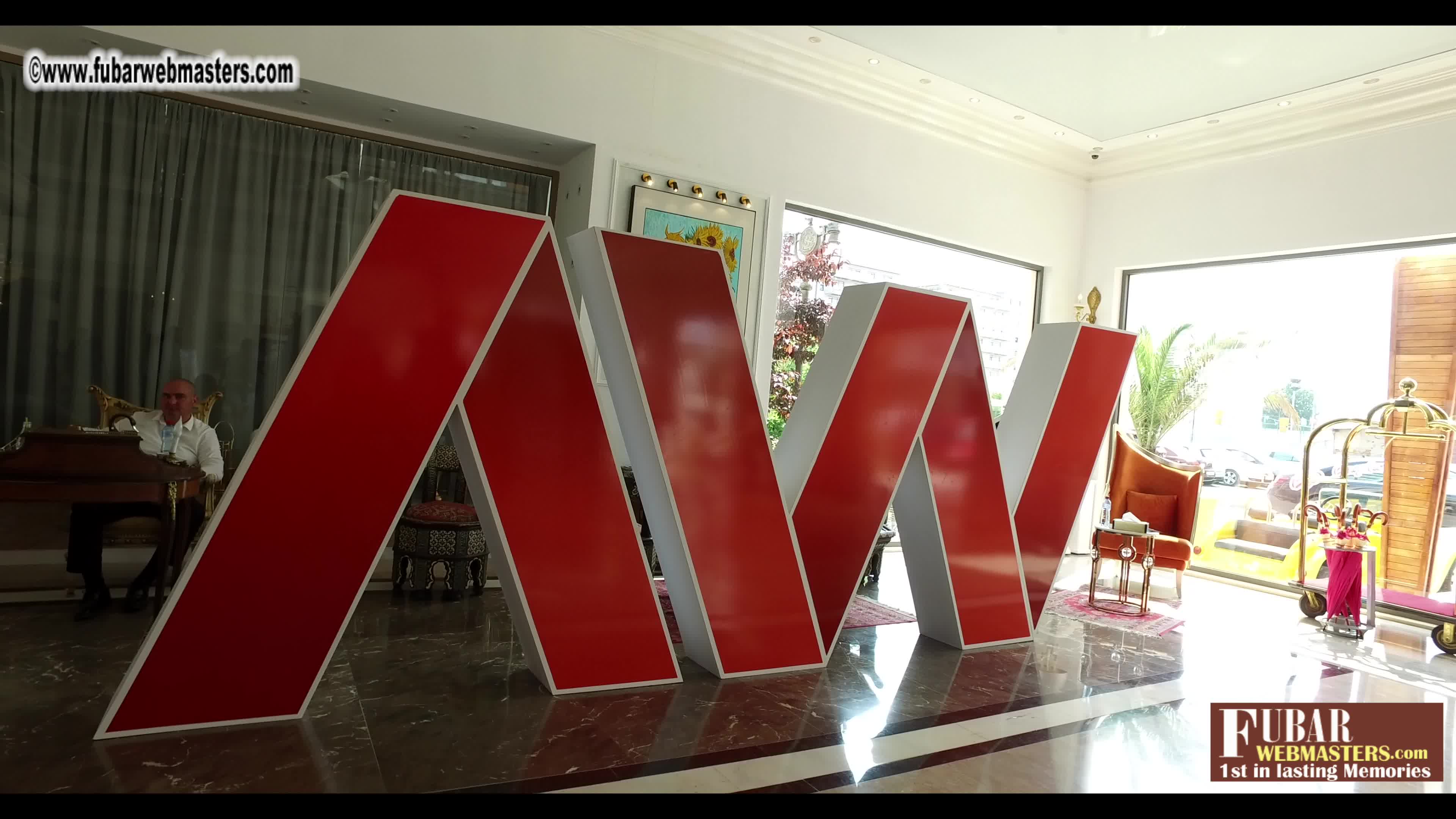 AWSummit 2018 - thumbnail