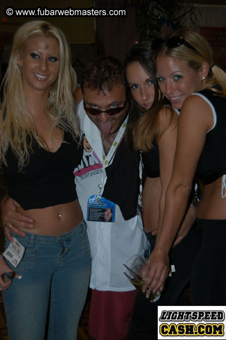 Internext Floor Shots 2003