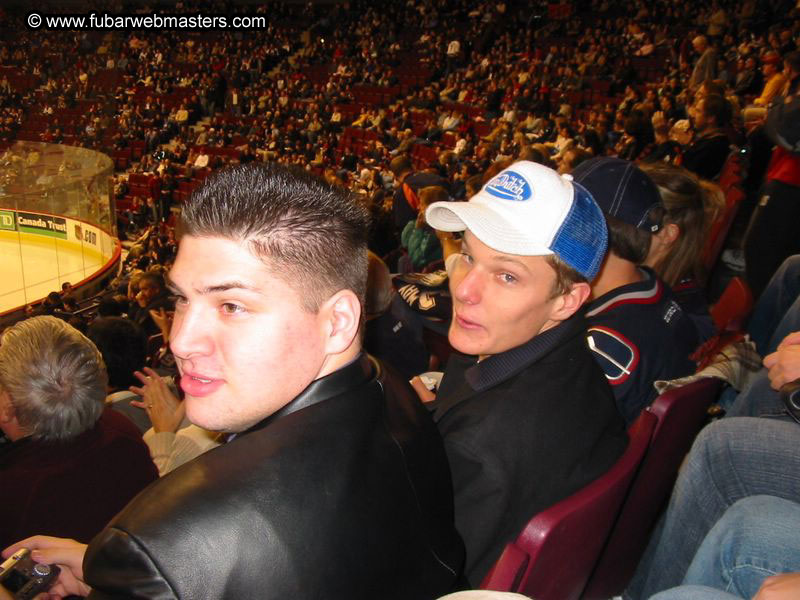 Photos courtesy of DringHard 2003