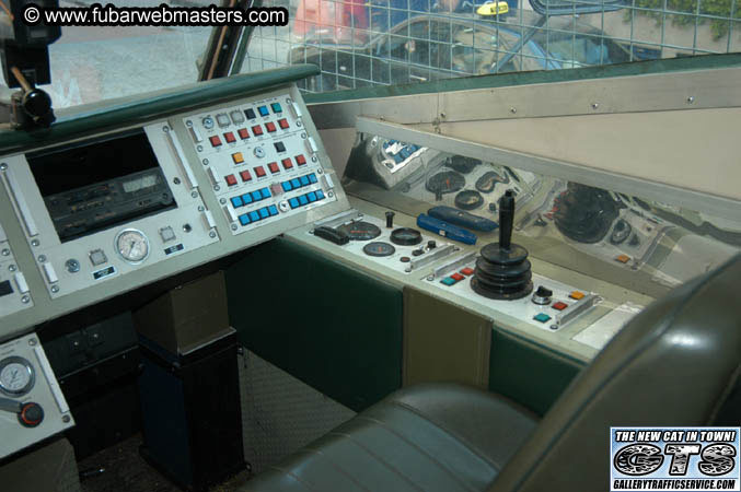 Naked 2 U Riot Mobile 2004