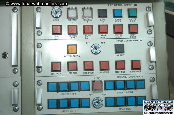 Naked 2 U Riot Mobile 2004