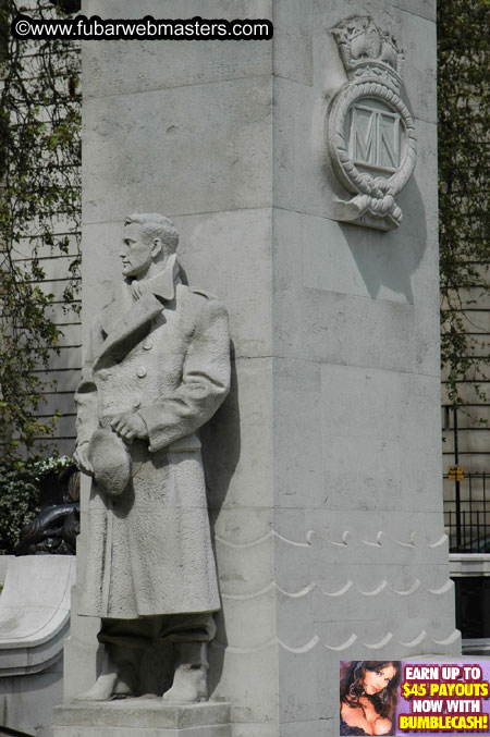 Around London and the Party set-up @ Tantra 2005