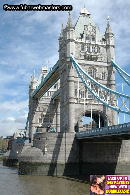 Around London and the Party set-up @ Tantra 2005