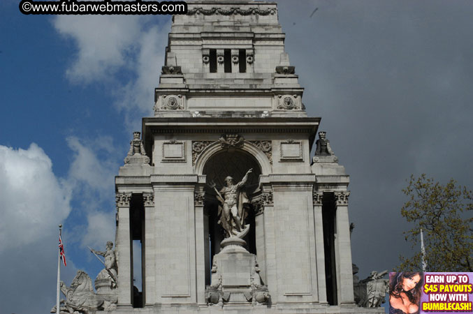 Around London and the Party set-up @ Tantra 2005