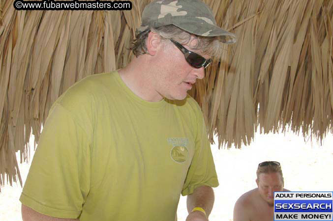 Jupiter Hosting and SpaCash Beach Party 2005