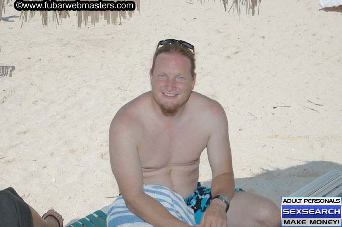 Jupiter Hosting and SpaCash Beach Party 2005