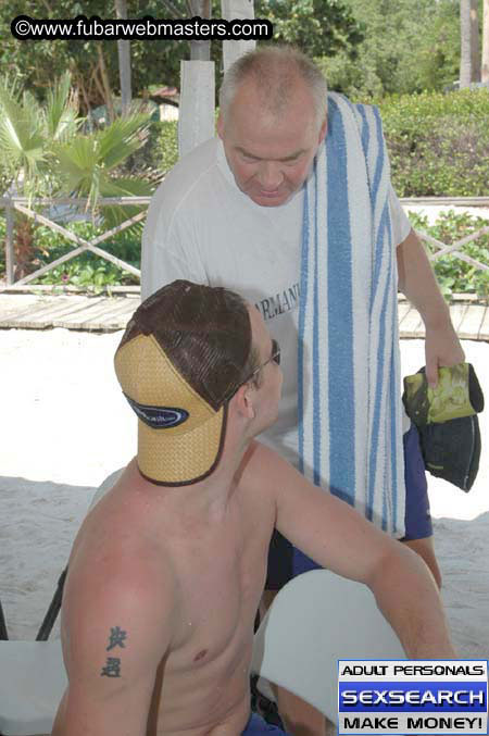 Jupiter Hosting and SpaCash Beach Party 2005