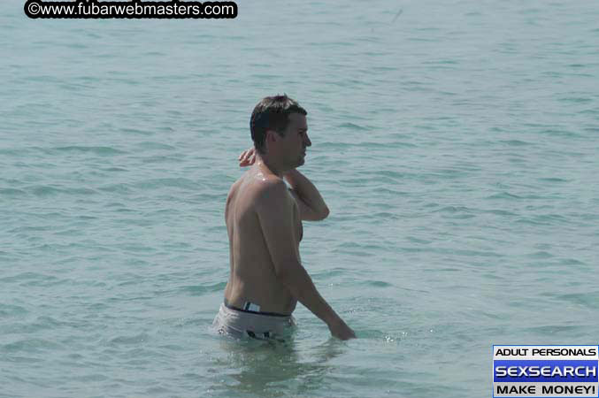 Jupiter Hosting and SpaCash Beach Party 2005