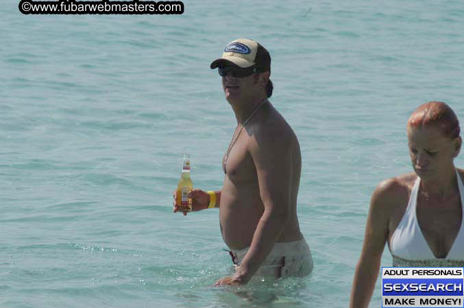 Jupiter Hosting and SpaCash Beach Party 2005