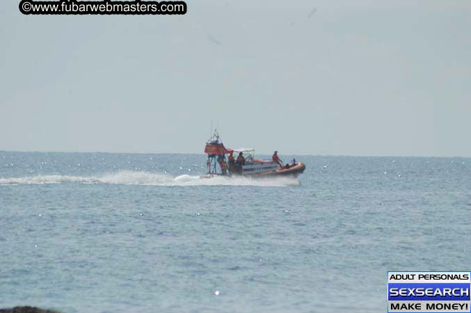 Jupiter Hosting and SpaCash Beach Party 2005