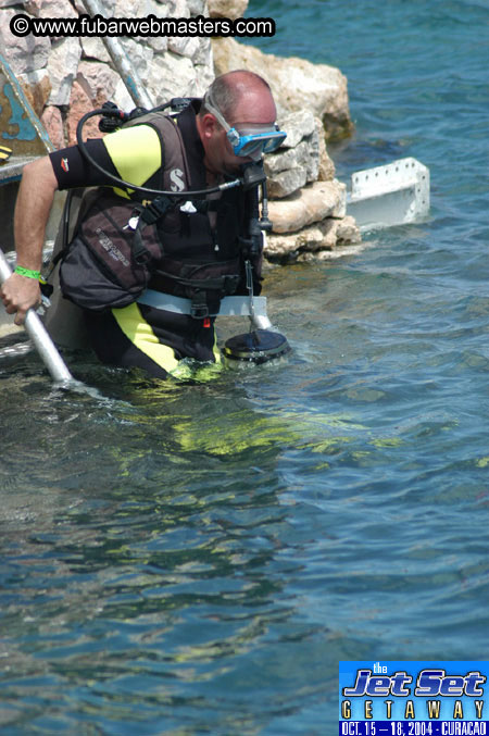 Sunday's Dolphin Swim Adventure and Animal Encounter 2004