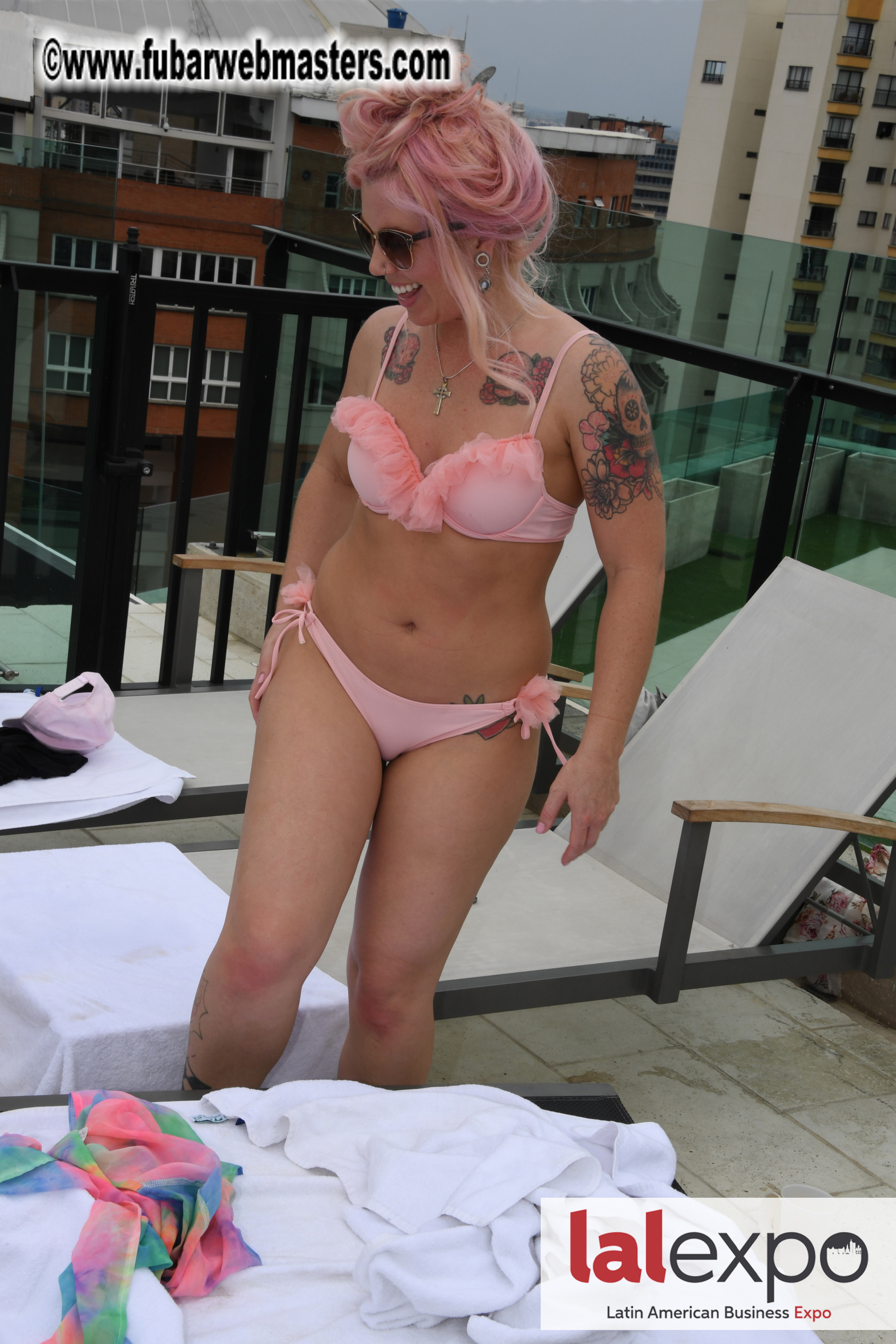 Mojo Host Afternoon Soiree