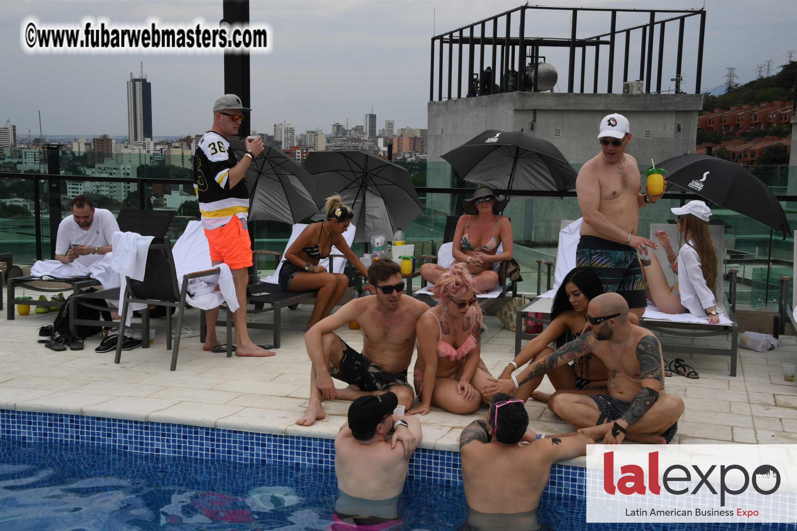 Mojo Host Afternoon Soiree