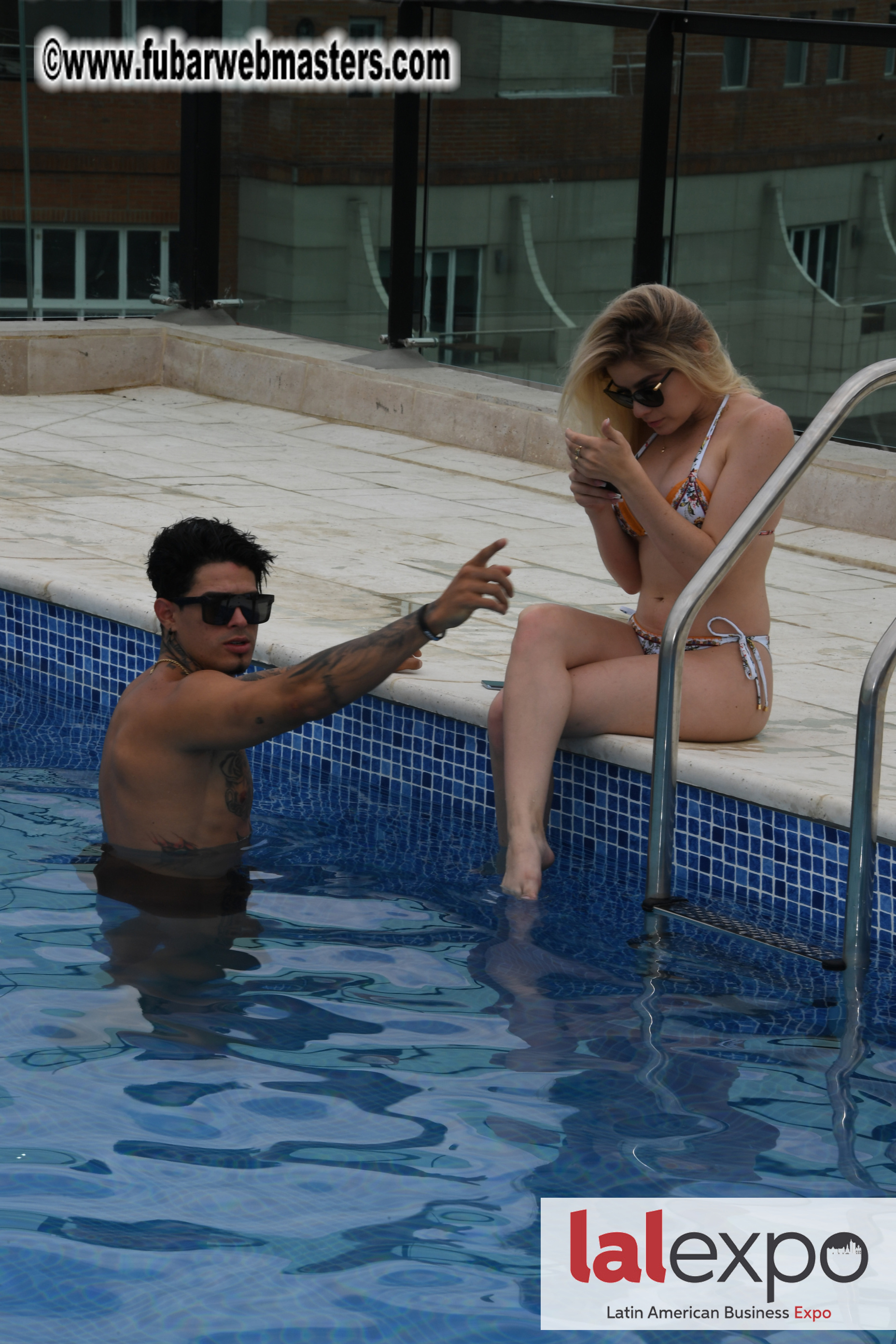 Mojo Host Afternoon Soiree